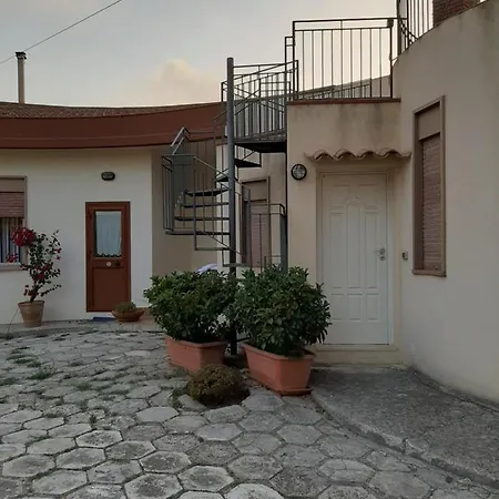 Bouganvilla Cefalù